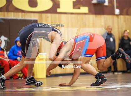 Thumbnail 1 in JV: Faith Lutheran vs. Valley photogallery.