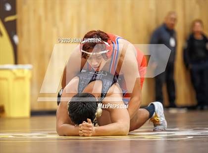 Thumbnail 2 in JV: Faith Lutheran vs. Valley photogallery.