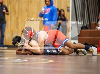 Thumbnail 2 in JV: Faith Lutheran vs. Valley photogallery.