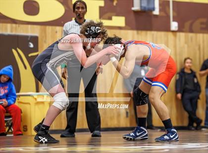 Thumbnail 2 in JV: Faith Lutheran vs. Valley photogallery.