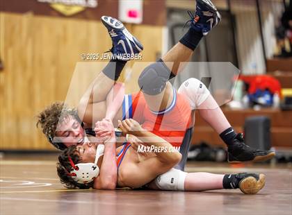 Thumbnail 2 in JV: Faith Lutheran vs. Valley photogallery.