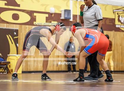 Thumbnail 3 in JV: Faith Lutheran vs. Valley photogallery.