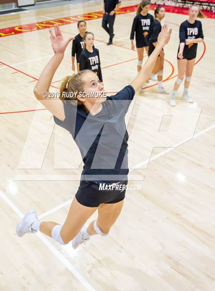 Thumbnail 1 in Cathedral Catholic vs. Torrey Pines (CIF SDS Open Final) photogallery.