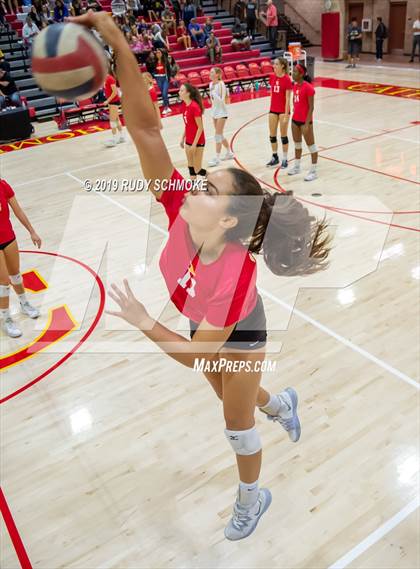 Thumbnail 1 in Cathedral Catholic vs. Torrey Pines (CIF SDS Open Final) photogallery.