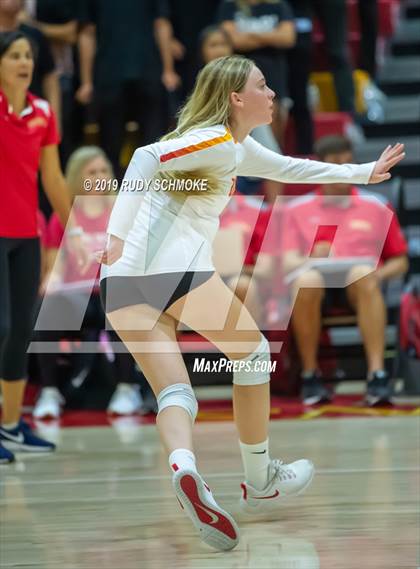 Thumbnail 1 in Cathedral Catholic vs. Torrey Pines (CIF SDS Open Final) photogallery.