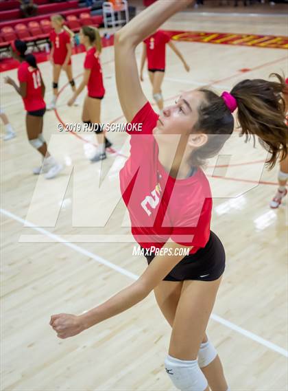 Thumbnail 3 in Cathedral Catholic vs. Torrey Pines (CIF SDS Open Final) photogallery.