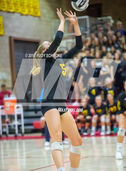 Thumbnail 2 in Cathedral Catholic vs. Torrey Pines (CIF SDS Open Final) photogallery.