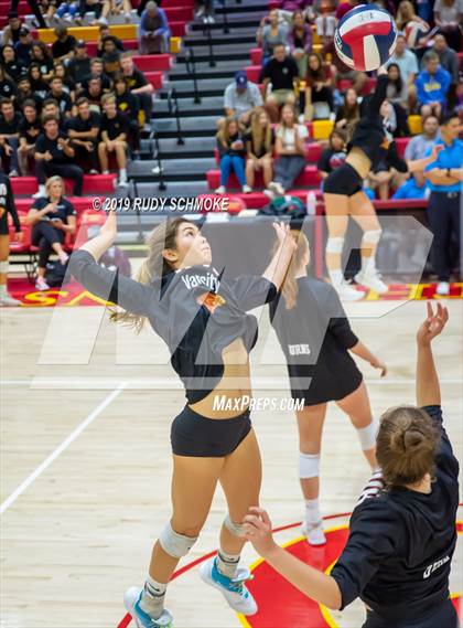 Thumbnail 3 in Cathedral Catholic vs. Torrey Pines (CIF SDS Open Final) photogallery.