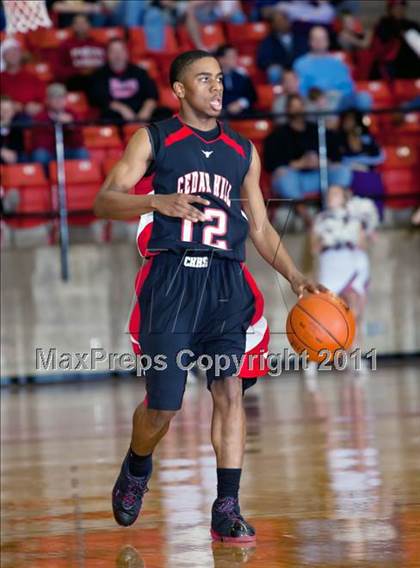 Thumbnail 3 in Marcus vs. Cedar Hill (5A Regional Final) photogallery.