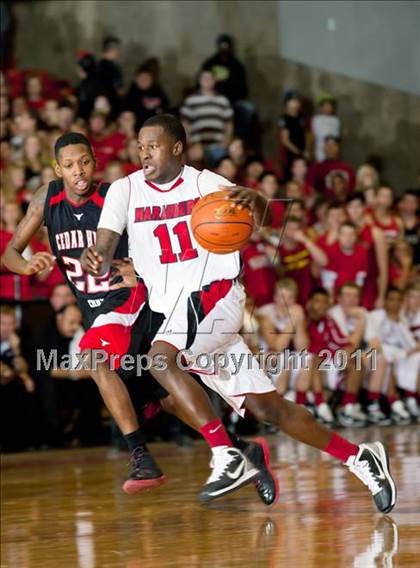 Thumbnail 3 in Marcus vs. Cedar Hill (5A Regional Final) photogallery.