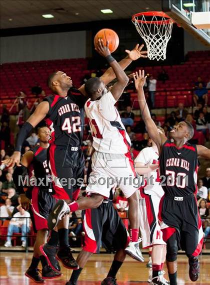 Thumbnail 1 in Marcus vs. Cedar Hill (5A Regional Final) photogallery.