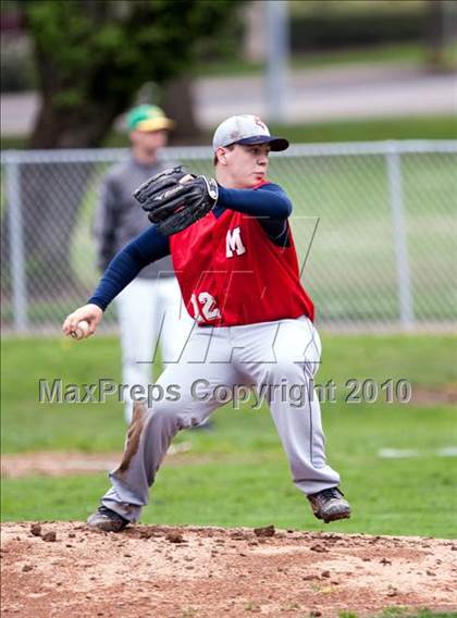 Thumbnail 2 in Cleveland_@_Marshall photogallery.