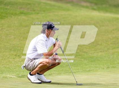 Thumbnail 2 in NCHSAA 4A Finals (Round 1) photogallery.