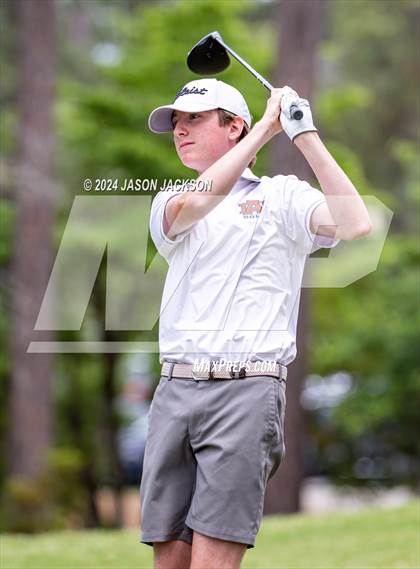 Thumbnail 3 in NCHSAA 4A Finals (Round 1) photogallery.