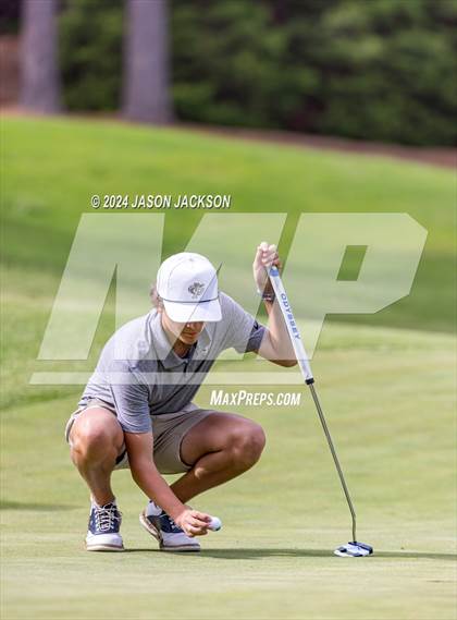 Thumbnail 2 in NCHSAA 4A Finals (Round 1) photogallery.