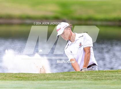 Thumbnail 1 in NCHSAA 4A Finals (Round 1) photogallery.