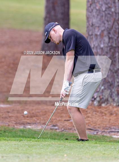 Thumbnail 2 in NCHSAA 4A Finals (Round 1) photogallery.