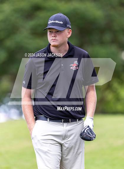 Thumbnail 1 in NCHSAA 4A Finals (Round 1) photogallery.