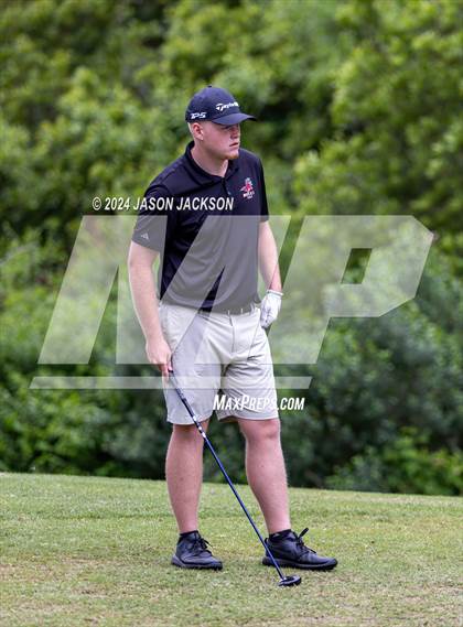 Thumbnail 2 in NCHSAA 4A Finals (Round 1) photogallery.