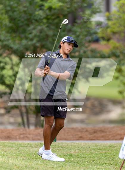 Thumbnail 2 in NCHSAA 4A Finals (Round 1) photogallery.