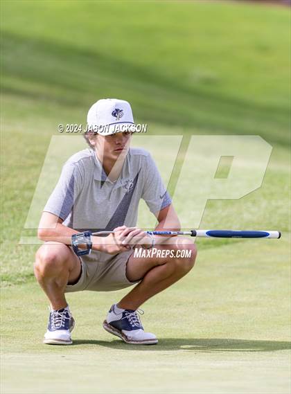 Thumbnail 3 in NCHSAA 4A Finals (Round 1) photogallery.