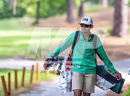 Thumbnail 3 in NCHSAA 4A Finals (Round 1) photogallery.