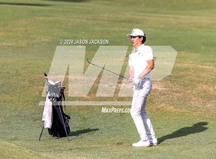 Thumbnail 1 in NCHSAA 4A Finals (Round 1) photogallery.
