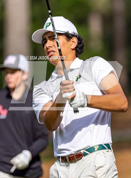 Thumbnail 2 in NCHSAA 4A Finals (Round 1) photogallery.