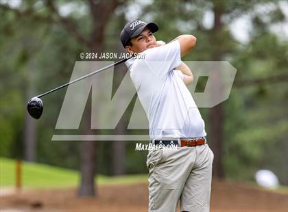 Thumbnail 1 in NCHSAA 4A Finals (Round 1) photogallery.