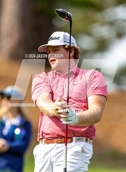 Thumbnail 2 in NCHSAA 4A Finals (Round 1) photogallery.