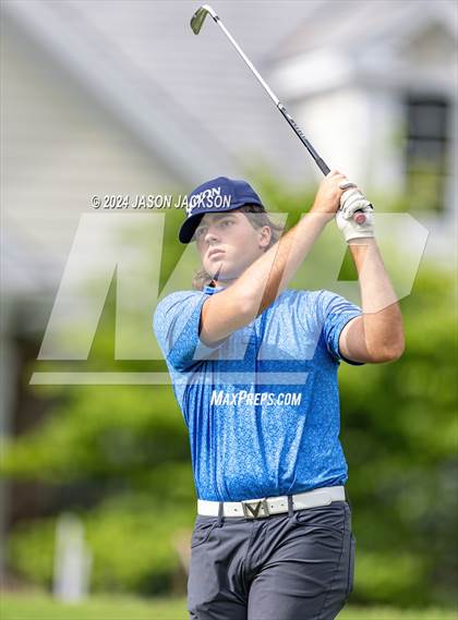 Thumbnail 1 in NCHSAA 4A Finals (Round 1) photogallery.