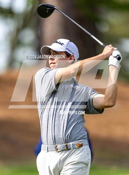 Thumbnail 3 in NCHSAA 4A Finals (Round 1) photogallery.