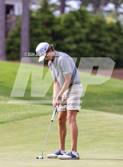 Thumbnail 3 in NCHSAA 4A Finals (Round 1) photogallery.