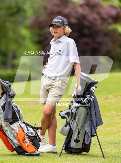 Thumbnail 2 in NCHSAA 4A Finals (Round 1) photogallery.