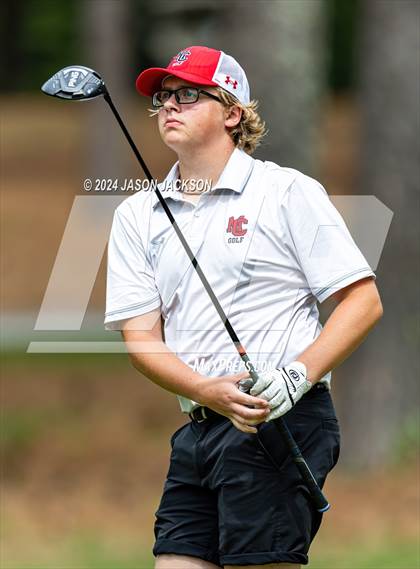 Thumbnail 3 in NCHSAA 4A Finals (Round 1) photogallery.