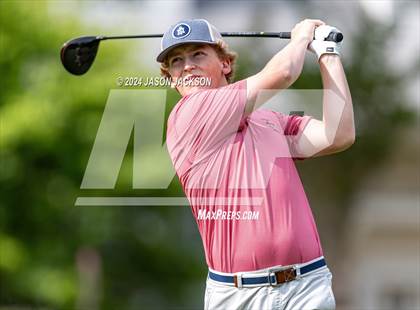 Thumbnail 2 in NCHSAA 4A Finals (Round 1) photogallery.