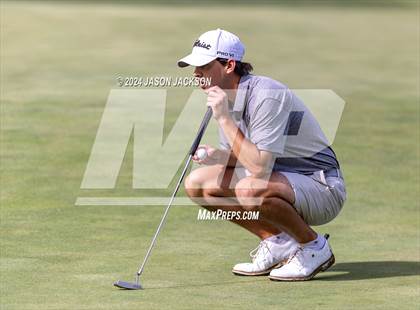 Thumbnail 3 in NCHSAA 4A Finals (Round 1) photogallery.
