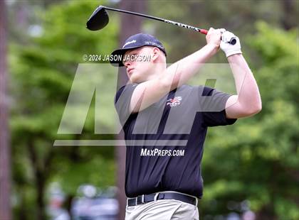 Thumbnail 3 in NCHSAA 4A Finals (Round 1) photogallery.