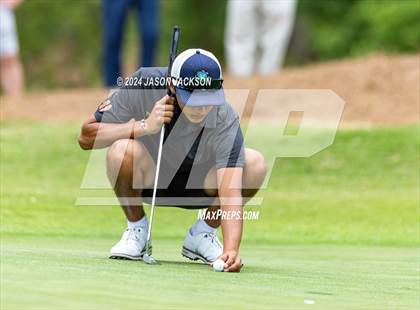 Thumbnail 1 in NCHSAA 4A Finals (Round 1) photogallery.