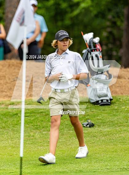 Thumbnail 1 in NCHSAA 4A Finals (Round 1) photogallery.