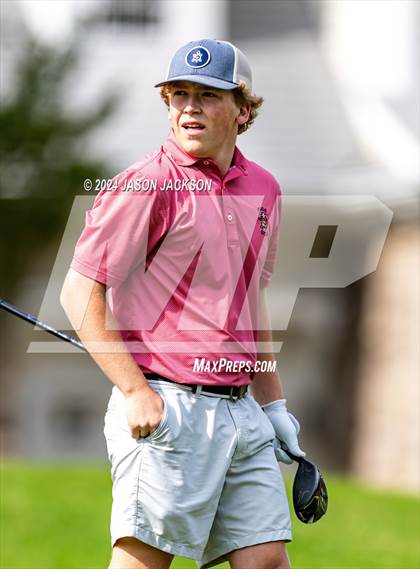 Thumbnail 1 in NCHSAA 4A Finals (Round 1) photogallery.