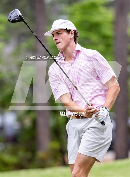 Thumbnail 1 in NCHSAA 4A Finals (Round 1) photogallery.