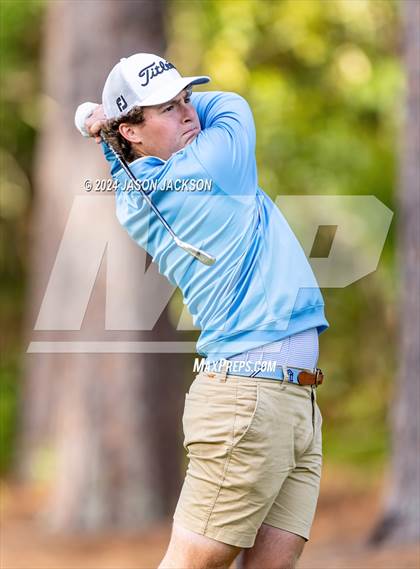 Thumbnail 2 in NCHSAA 4A Finals (Round 1) photogallery.