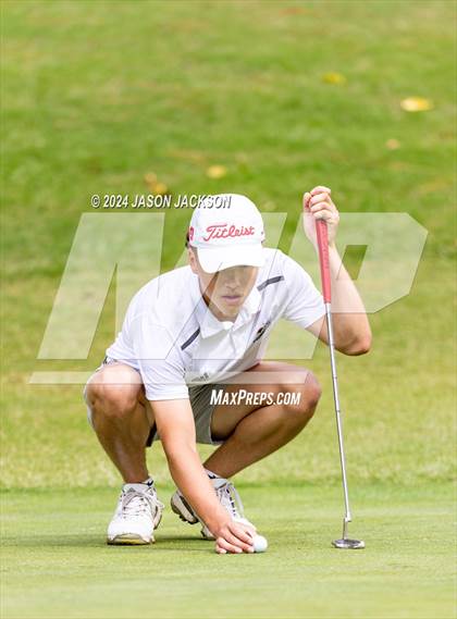 Thumbnail 1 in NCHSAA 4A Finals (Round 1) photogallery.