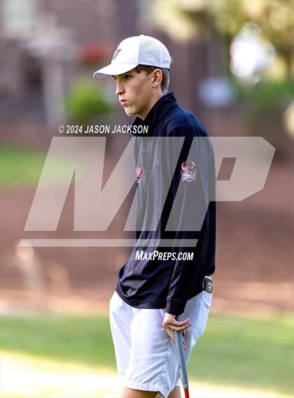 Thumbnail 2 in NCHSAA 4A Finals (Round 1) photogallery.