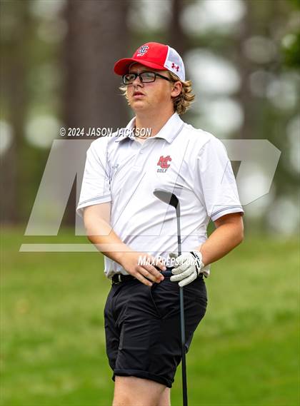 Thumbnail 1 in NCHSAA 4A Finals (Round 1) photogallery.