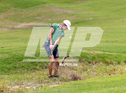 Thumbnail 1 in NCHSAA 4A Finals (Round 1) photogallery.