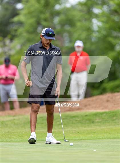 Thumbnail 3 in NCHSAA 4A Finals (Round 1) photogallery.