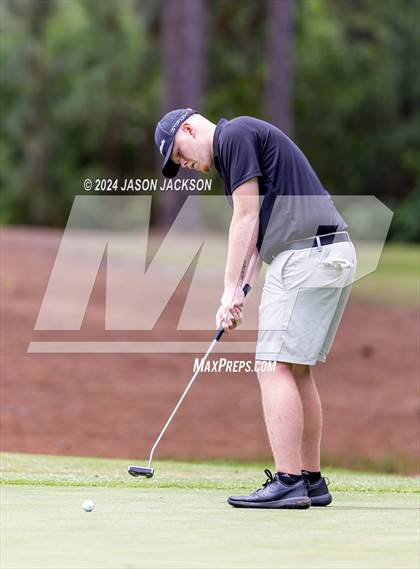 Thumbnail 2 in NCHSAA 4A Finals (Round 1) photogallery.