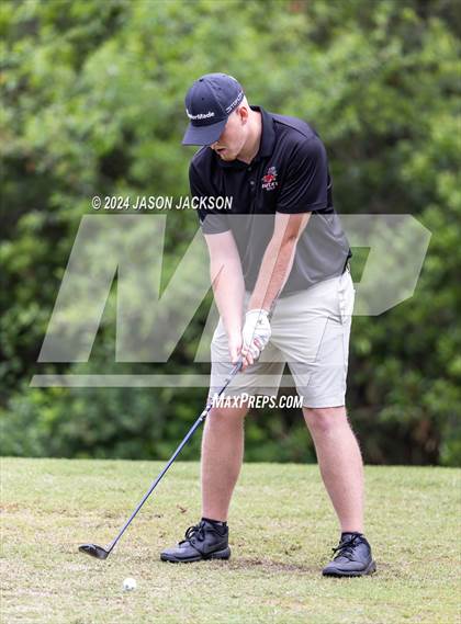 Thumbnail 1 in NCHSAA 4A Finals (Round 1) photogallery.